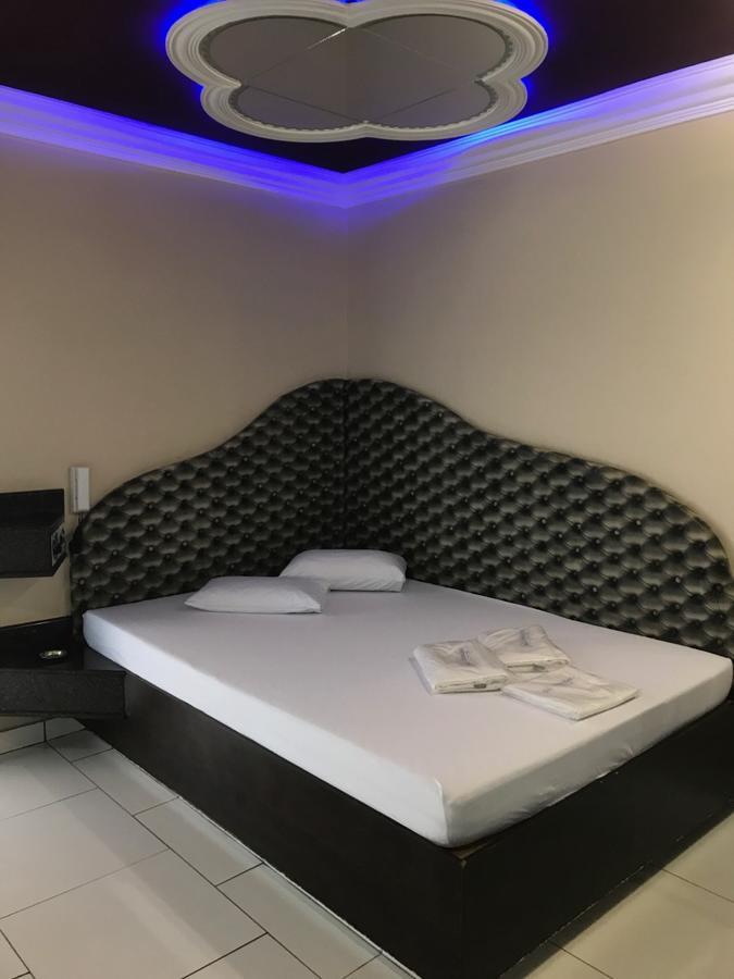 Genus Motel (Adults Only) Uberaba Extérieur photo